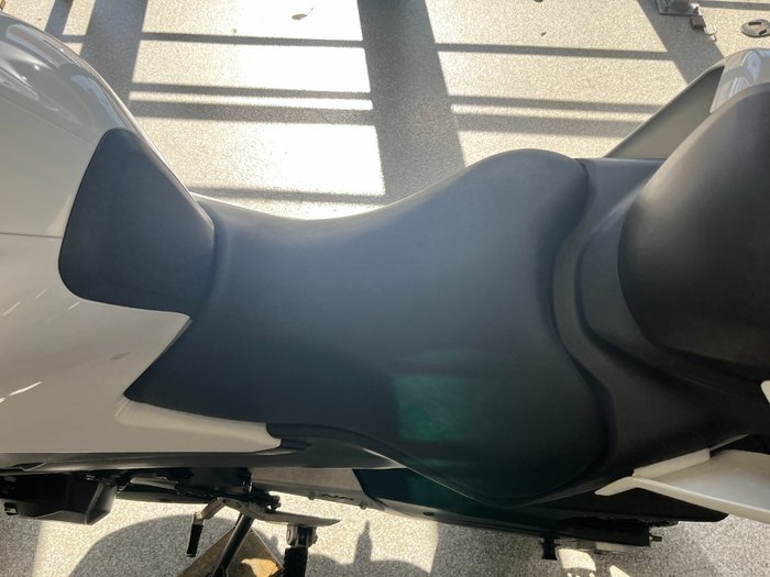 2023 CFMOTO 2023 CFMOTO 450NK NEBULA WHITE