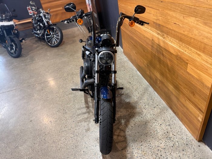 2013 HARLEY-DAVIDSON XL883 IRON 883