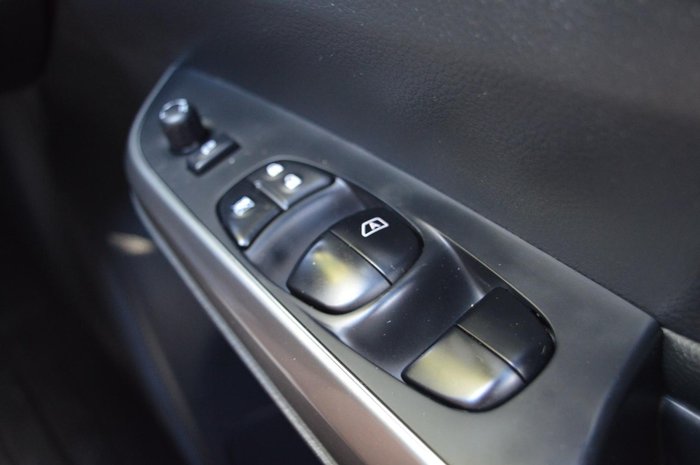 2021 Nissan Navara ST-X D23 MY21.5 4X4 Dual Range Solid White