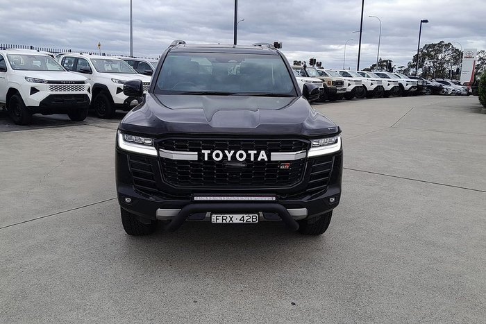 2025 Toyota Landcruiser GR Sport