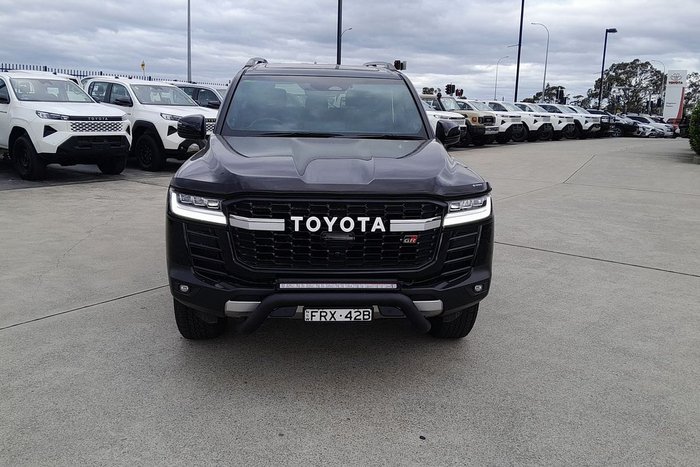 2025 Toyota Landcruiser GR Sport