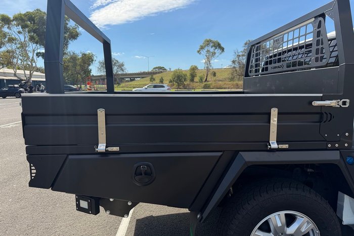 2025 Mitsubishi Triton GLX+