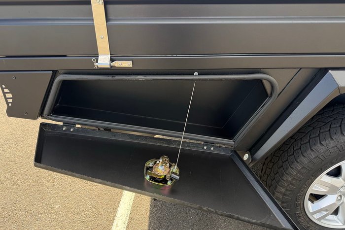 2025 Mitsubishi Triton GLX+