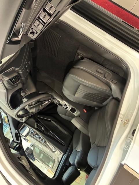 2025 Isuzu MU-X LS-T