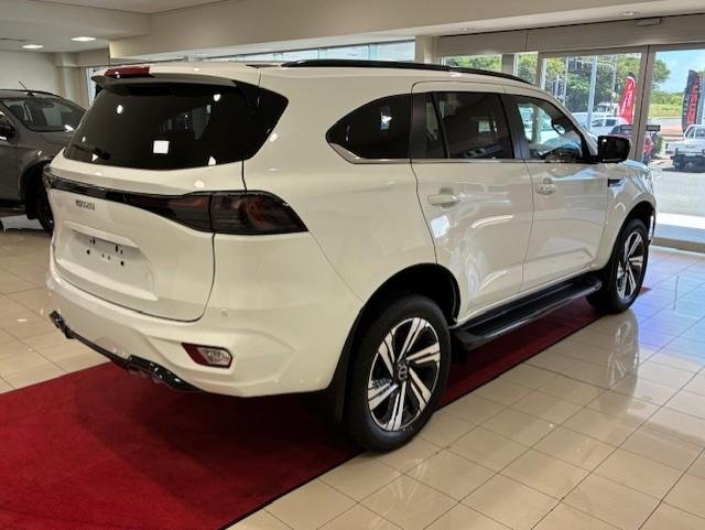 2025 Isuzu MU-X LS-T