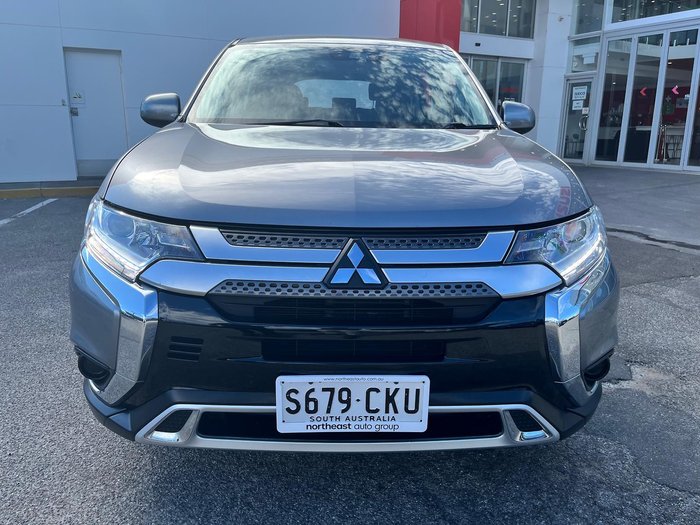 2021 Mitsubishi Outlander ES