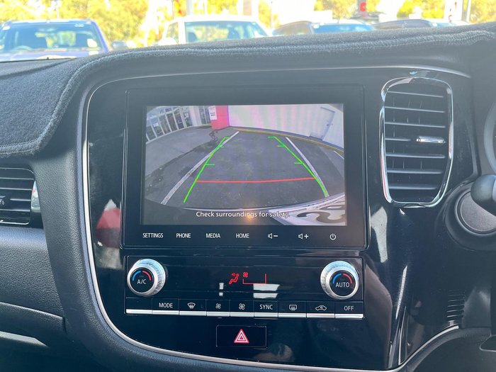 2021 Mitsubishi Outlander ES