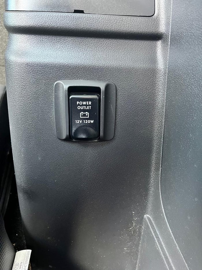 2021 Mitsubishi Outlander ES