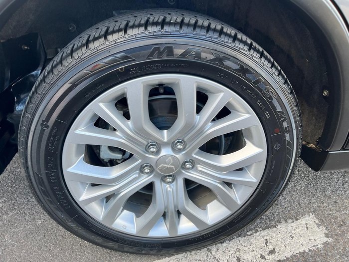 2021 Mitsubishi Outlander ES