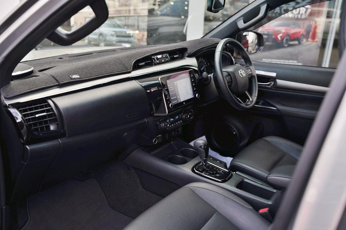 2023 Toyota Hilux Rogue