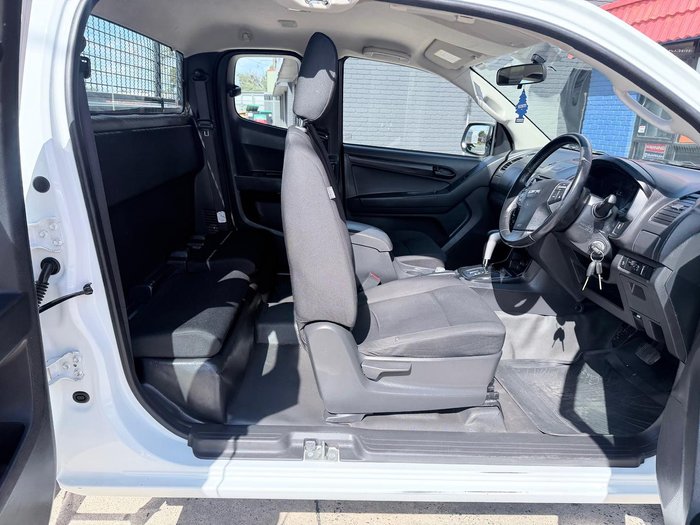 2017 Isuzu D-MAX SX MY17 4X4 Dual Range Splash White