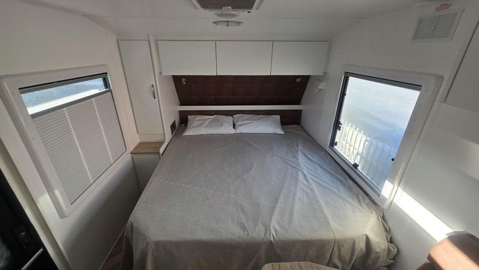 2026 Leader Caravans 2110 C K1e5b T Gold Le King Bed 2110