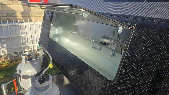 2026 Leader Caravans 2110 C K1e5b T Gold Le King Bed 2110