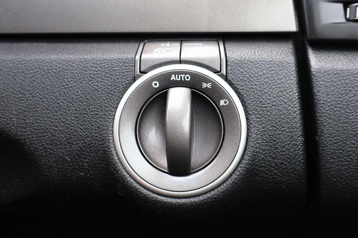 2010 Holden Commodore Omega