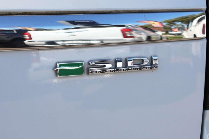 2010 Holden Commodore Omega