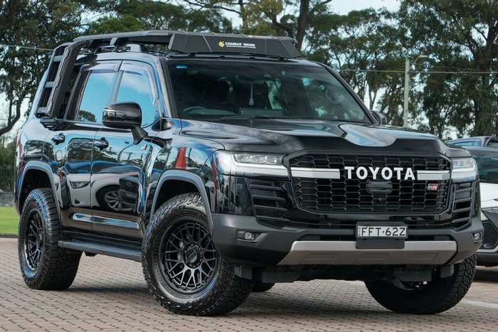 2023 Toyota Landcruiser