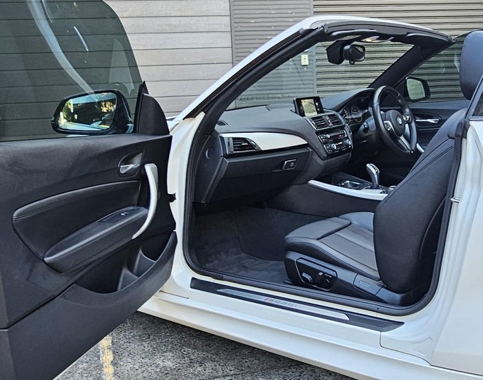 2015 BMW 2 Series M235i Alpine White