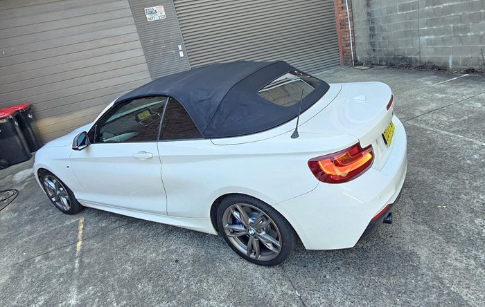 2015 BMW 2 Series M235i Alpine White