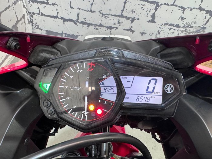2015 Yamaha YZF-R3 R3 Red