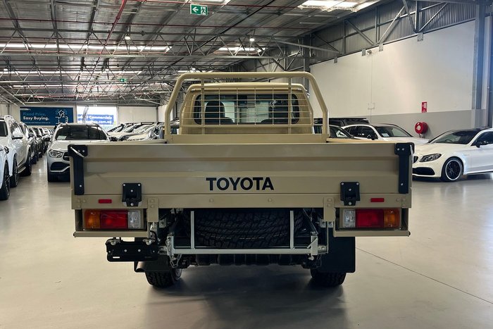 2025 Toyota Landcruiser GXL