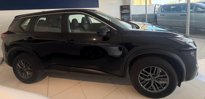 2026 Nissan X-TRAIL ST