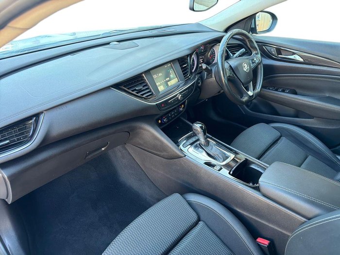 2018 Holden Commodore RS