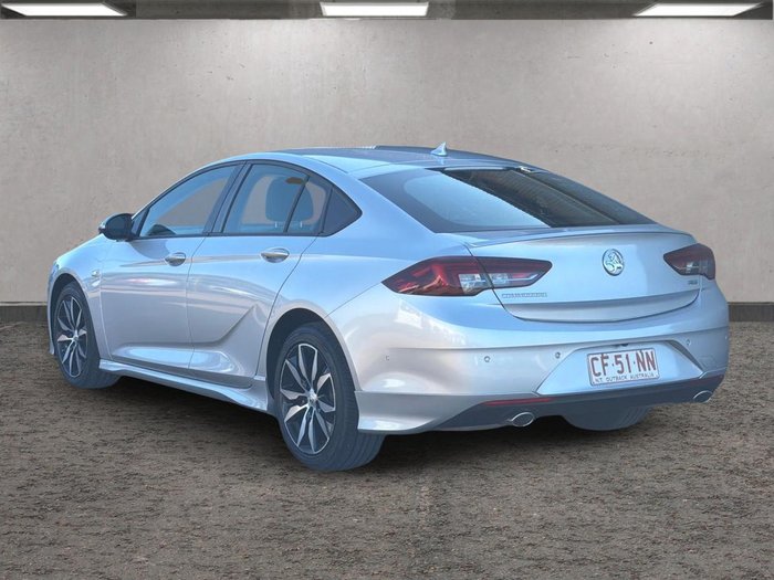 2018 Holden Commodore RS