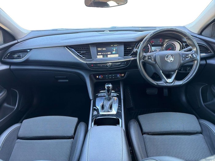 2018 Holden Commodore RS