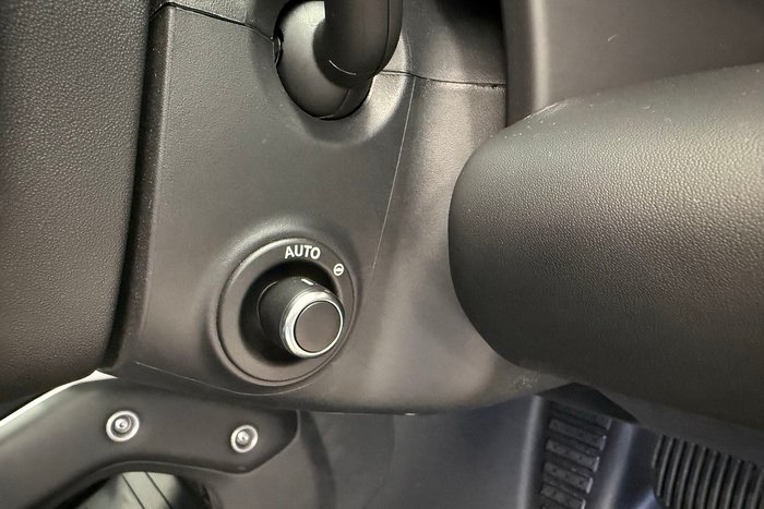 2024 Land Rover Defender 110 P400 S