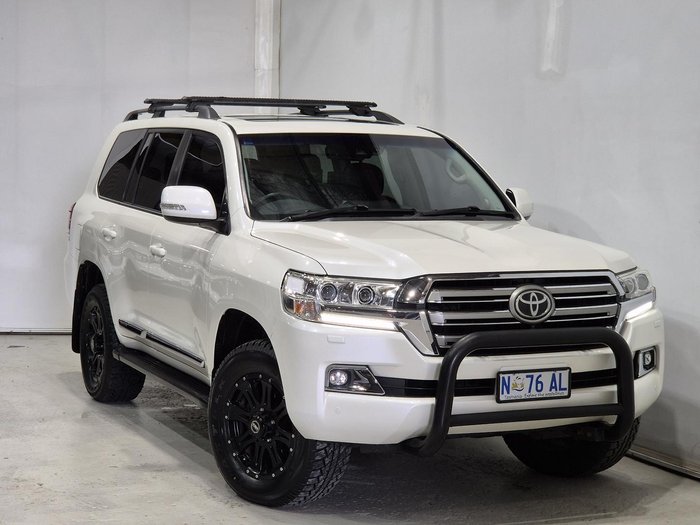 2015 Toyota Landcruiser Sahara VDJ200R 4X4 Dual Range WHITE