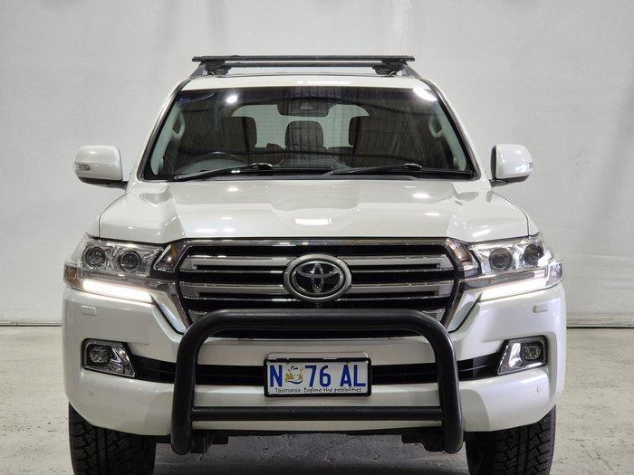 2015 Toyota Landcruiser Sahara VDJ200R 4X4 Dual Range WHITE