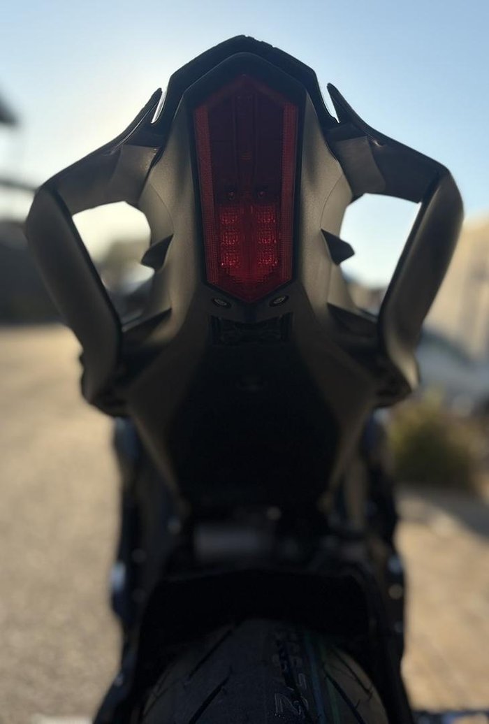 2024 Yamaha YZF-R6 Race Model
