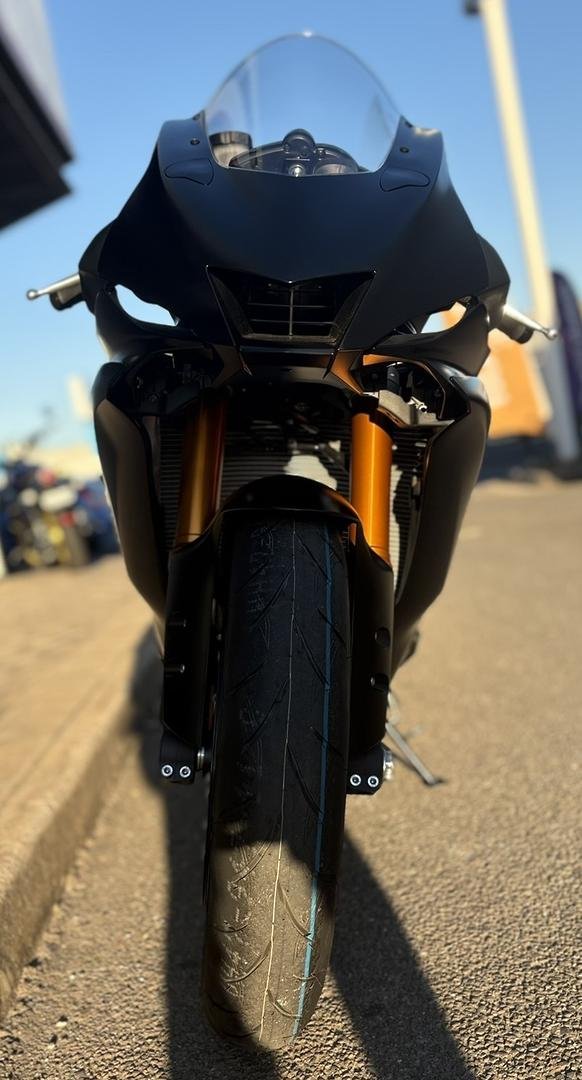 2024 Yamaha YZF-R6 Race Model