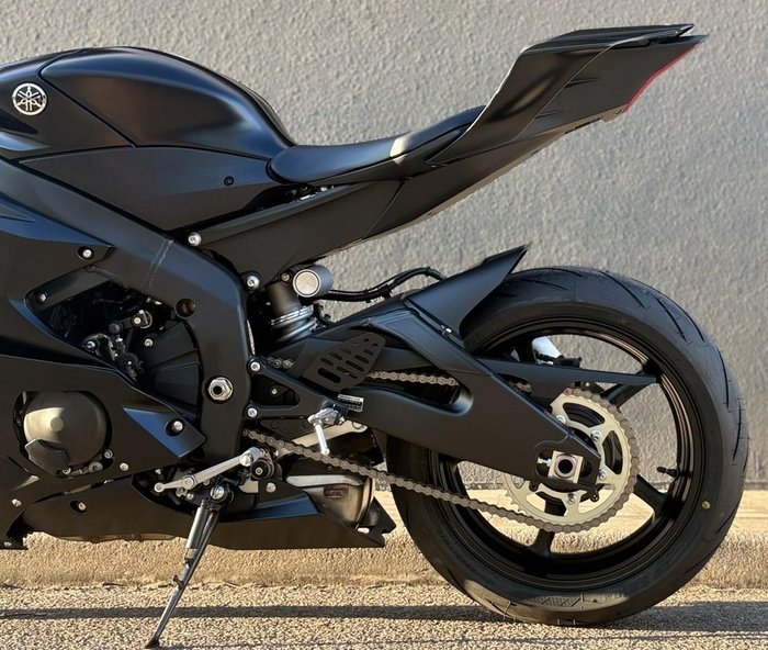 2024 Yamaha YZF-R6 Race Model