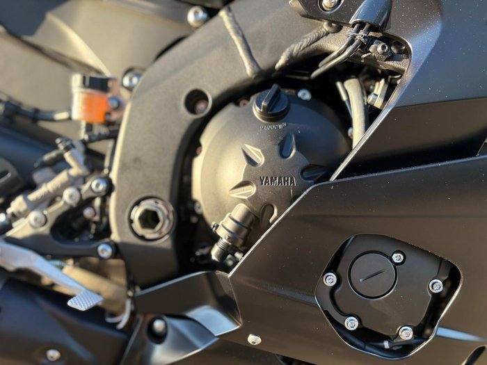 2024 Yamaha YZF-R6 Race Model