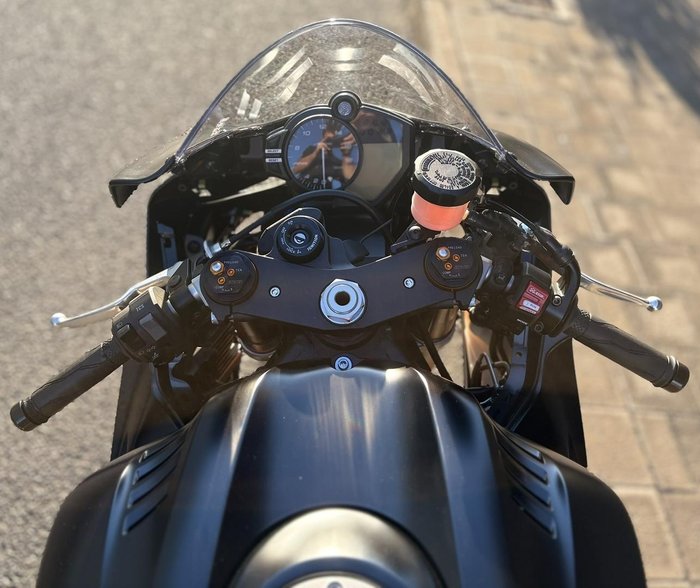 2024 Yamaha YZF-R6 Race Model