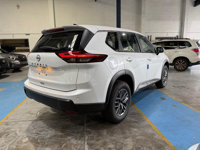 2026 Nissan X-TRAIL ST