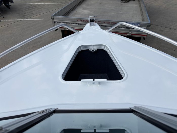 2026 QUINTREX 430 Fishabout Pro