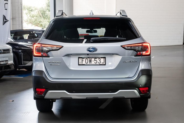 2025 Subaru Outback AWD Touring