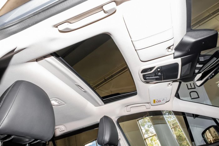 2025 Subaru Outback AWD Touring