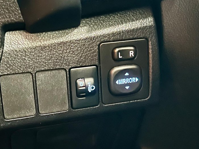 2018 Toyota Corolla Ascent Sport ZRE182R Crystal Pearl