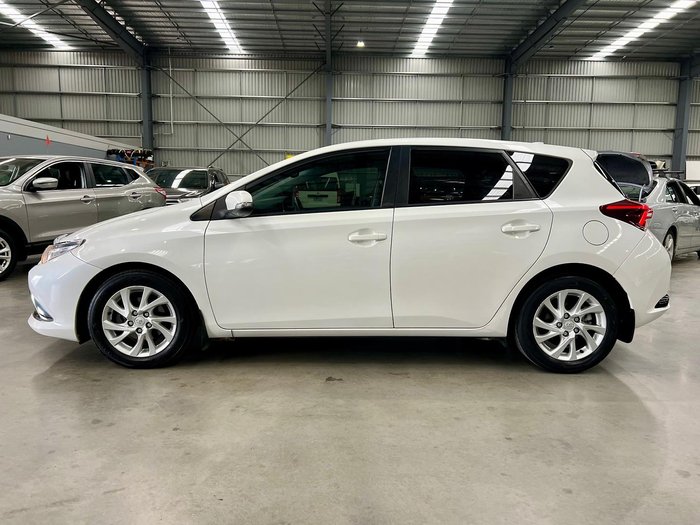 2018 Toyota Corolla Ascent Sport ZRE182R Crystal Pearl