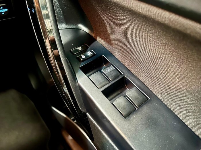 2018 Toyota Corolla Ascent Sport ZRE182R Crystal Pearl