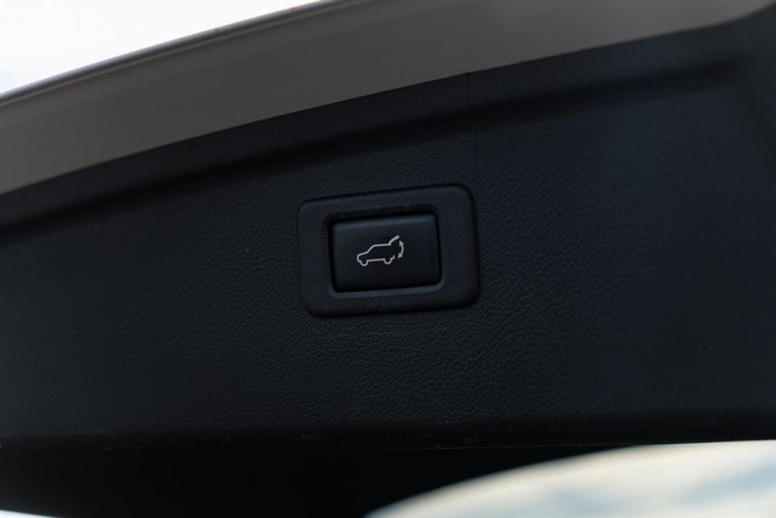 2020 Subaru Outback 2.5i Premium 5GEN MY20 AWD Crystal White