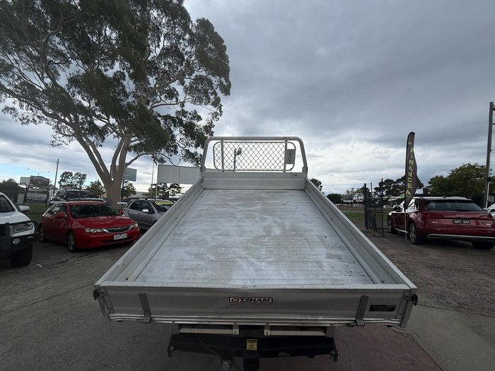 2015 Toyota Hilux Workmate TGN121R 4x2 Glacier White