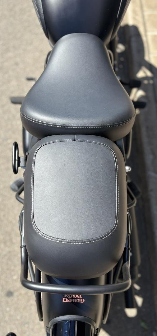 2025 Royal Enfield Classic 350 Dark Classic 350 Grey