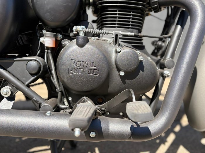 2025 Royal Enfield Classic 350 Dark Classic 350 Grey