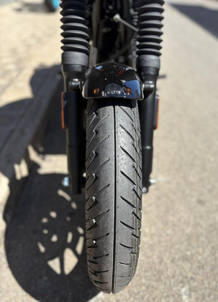 2025 Royal Enfield Hunter 350 Hunter Red