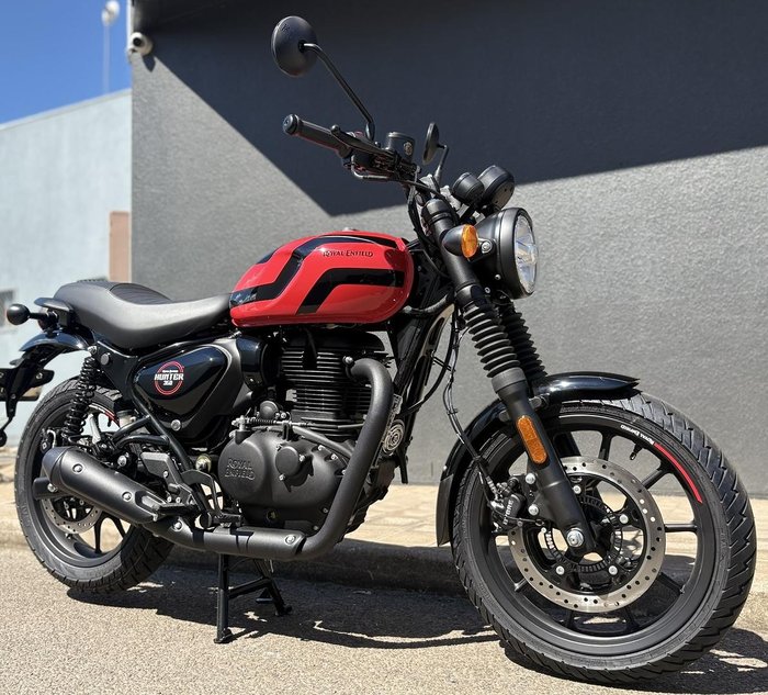 2025 Royal Enfield Hunter 350 Hunter Red