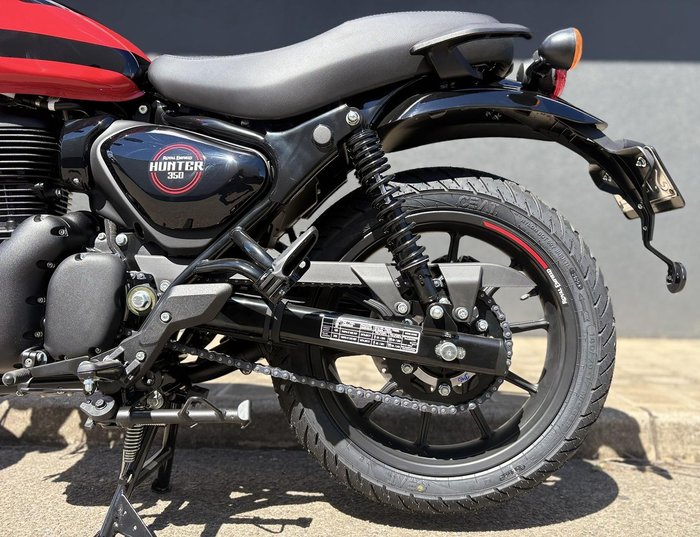 2025 Royal Enfield Hunter 350 Hunter Red
